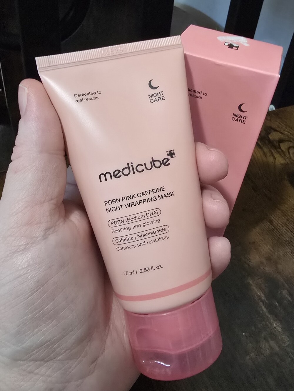 Medicube Pink Night Wrapping Mask - Picture 2 of 4